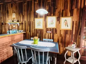 AnyConv.com__Chalet Máster - jantar (1)